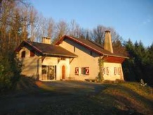 Plus info 2-villa-sur-berge-de-lac-1.jpg